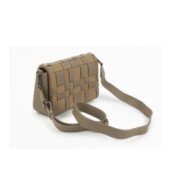 Bolso Bandolera Con Solapa Trenzada Rebeca