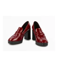 Zapato Mocasin Con Tacon Charol Mauve